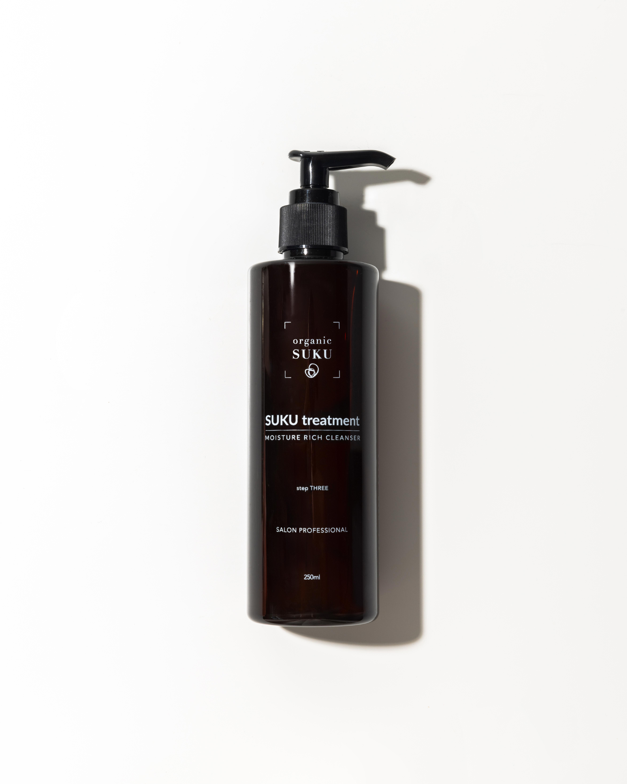 Moisture Rich Cleanser | Step THREE